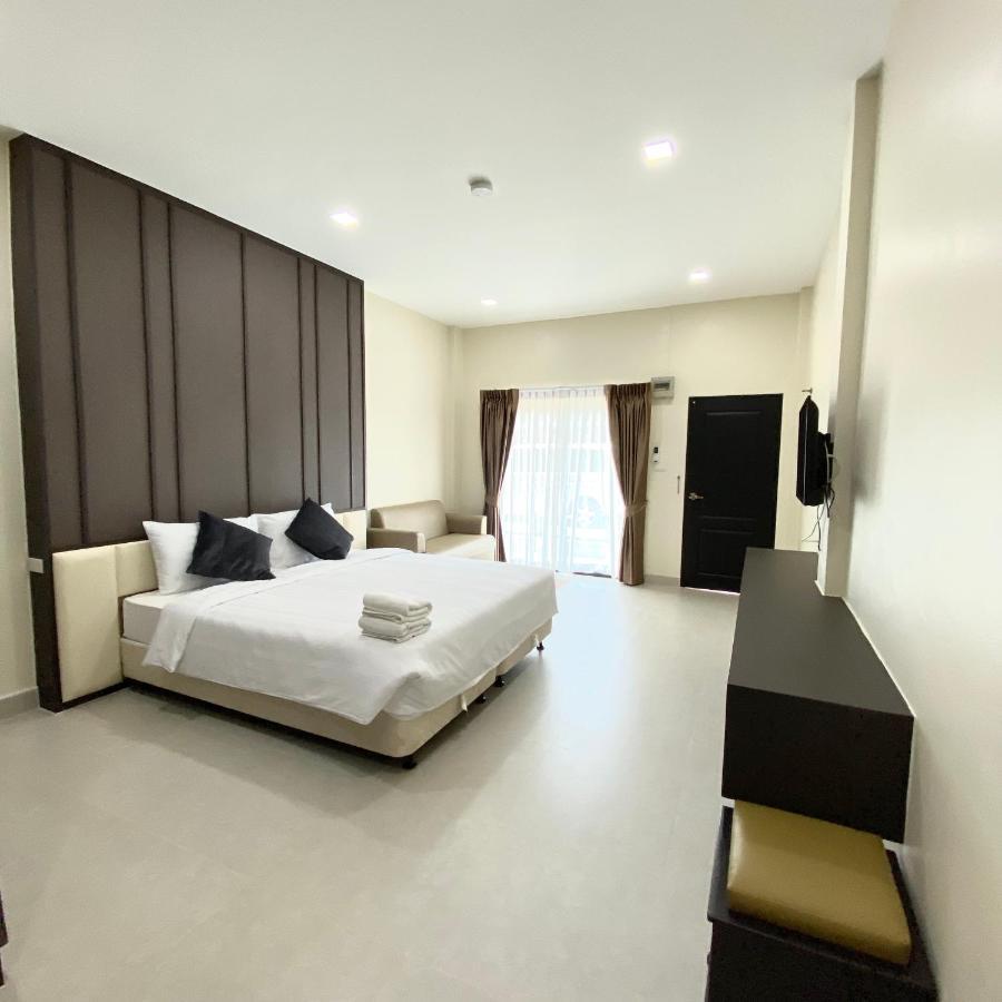The Shade Residence Pattaya Exterior photo